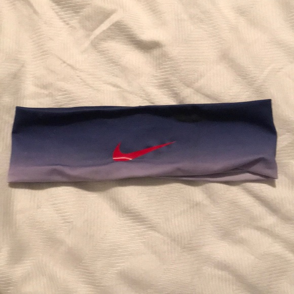 Nike Accessories - Nike Headband